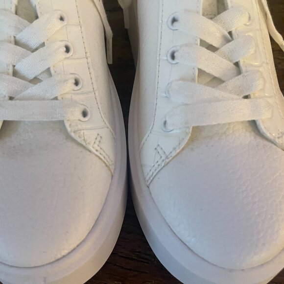 Michael Kors Romey Platform Sneakers   Size 8 - Picture 6 of 8